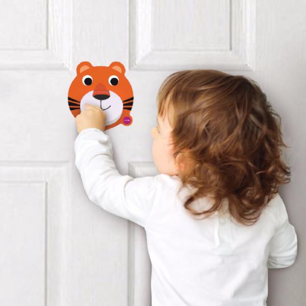 VertiPlay Wall Toy: Roarry Door Knocker