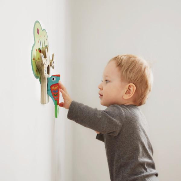 VertiPlay Wall Toy: Busy Woodpecker